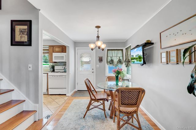 202 N Kings Avenue, Massapequa, NY 11758
