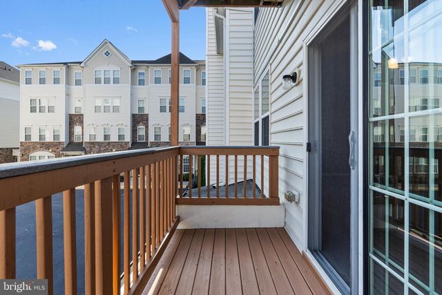 24546 BYRNE MEADOW SQ, Aldie, VA 20105