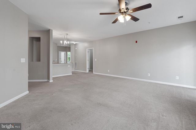24546 BYRNE MEADOW SQ, Aldie, VA 20105