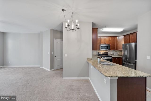 24546 BYRNE MEADOW SQ, Aldie, VA 20105