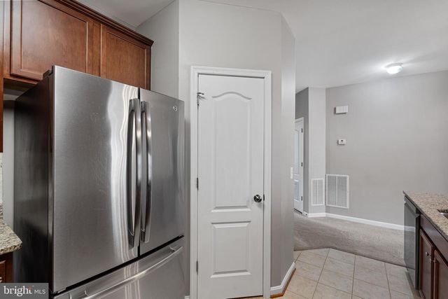 24546 BYRNE MEADOW SQ, Aldie, VA 20105