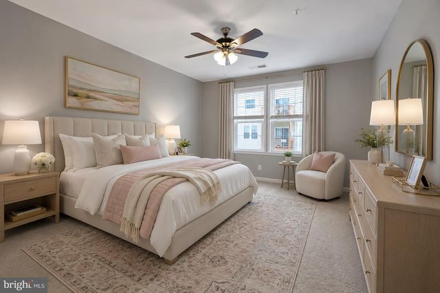 24546 BYRNE MEADOW SQ, Aldie, VA 20105