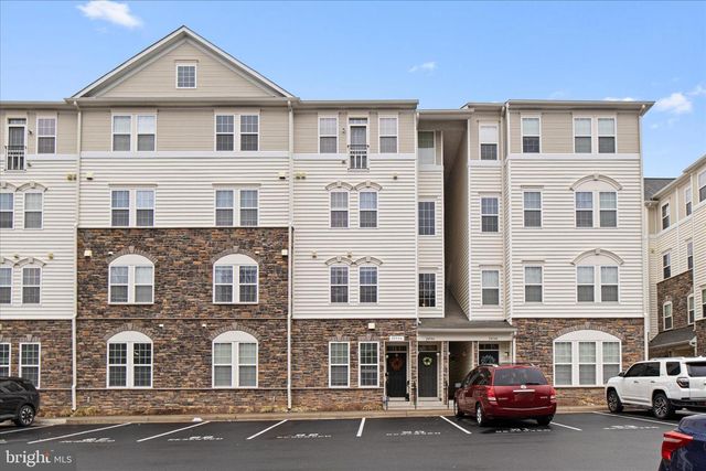 24546 BYRNE MEADOW SQ, Aldie, VA 20105