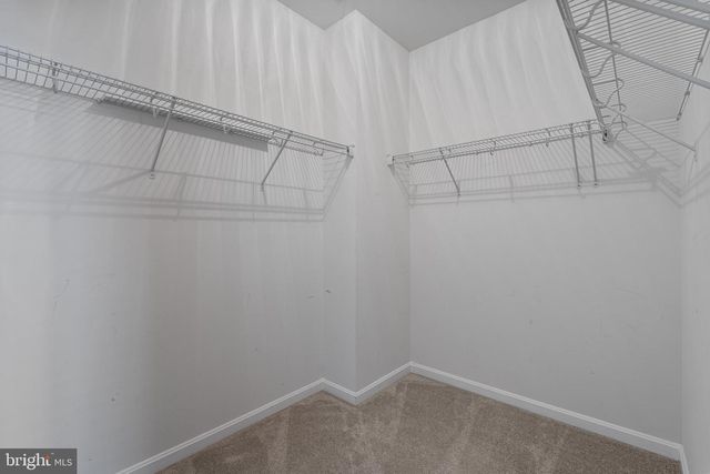 24546 BYRNE MEADOW SQ, Aldie, VA 20105