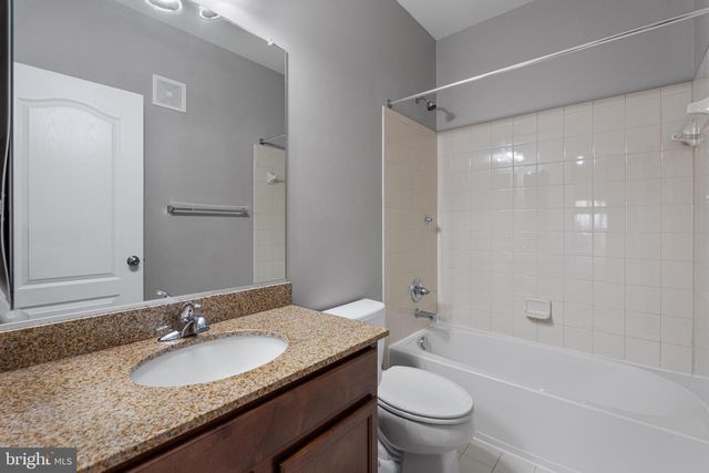 24546 BYRNE MEADOW SQ, Aldie, VA 20105
