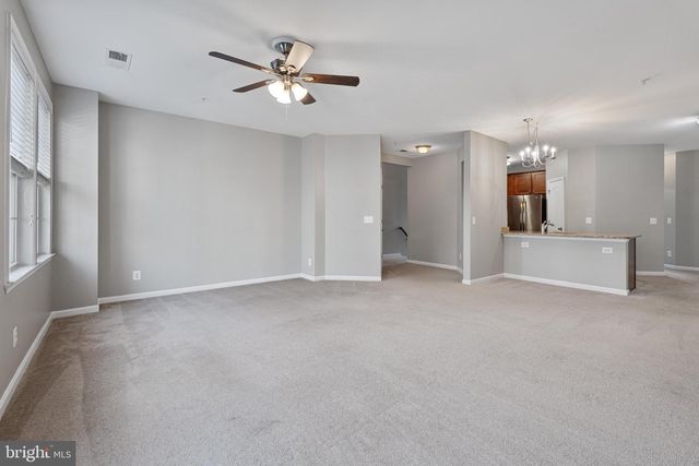 24546 BYRNE MEADOW SQ, Aldie, VA 20105