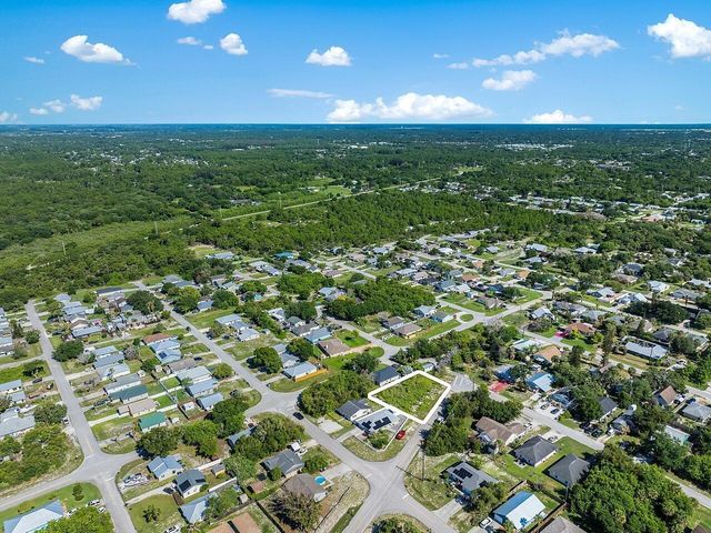 1325 2nd Road SW, Vero Beach, FL 32962