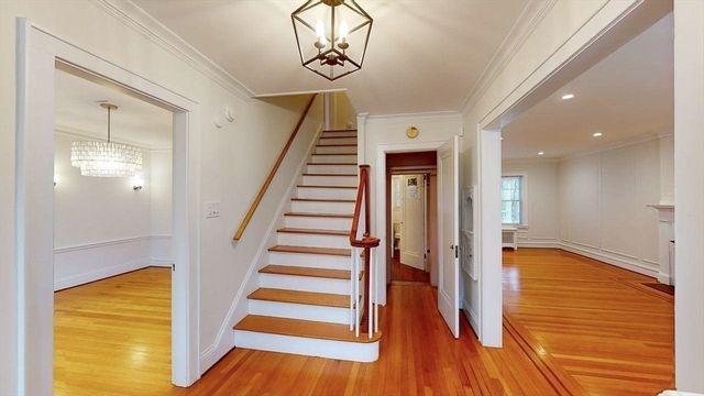 22 Longfellow Rd, Worcester, MA 01602