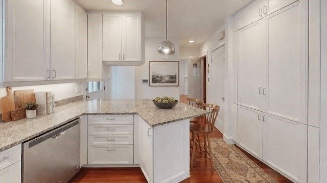 22 Longfellow Rd, Worcester, MA 01602