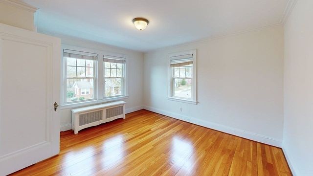 22 Longfellow Rd, Worcester, MA 01602