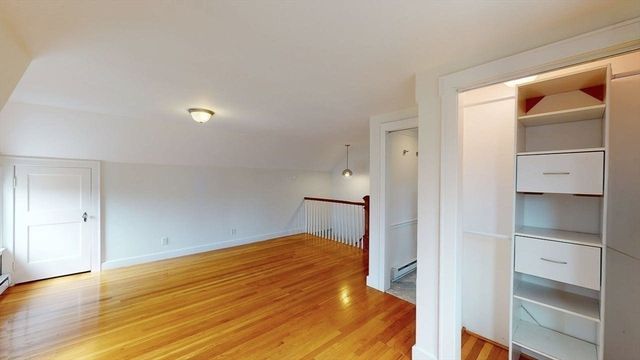 22 Longfellow Rd, Worcester, MA 01602