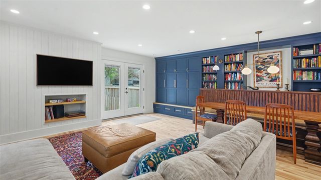 315 Koch Avenue, Ann Arbor, MI 48103