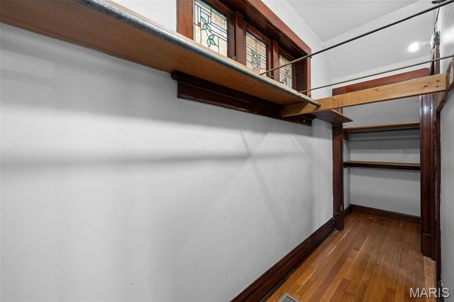 4910 Bonita Avenue, St Louis, MO 63109