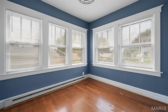 4910 Bonita Avenue, St Louis, MO 63109