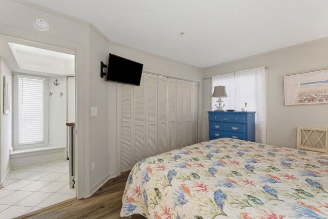 415 Ocean Creek Dr Apt 2318, Myrtle Beach, SC 29572