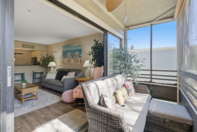 415 Ocean Creek Dr Apt 2318, Myrtle Beach, SC 29572