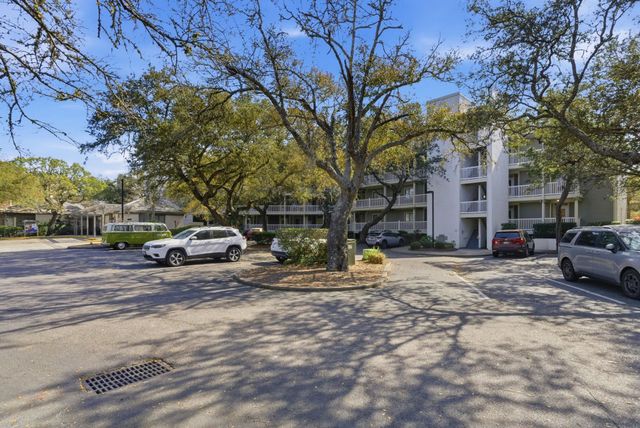 415 Ocean Creek Dr Apt 2318, Myrtle Beach, SC 29572