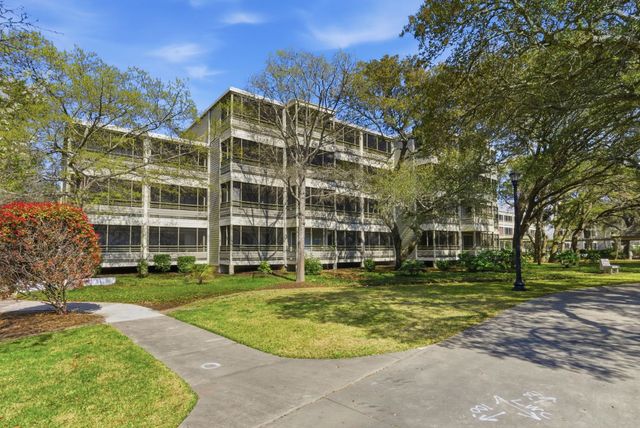 415 Ocean Creek Dr Apt 2318, Myrtle Beach, SC 29572