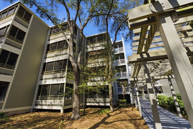 415 Ocean Creek Dr Apt 2318, Myrtle Beach, SC 29572