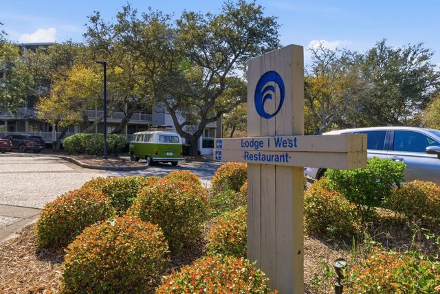 415 Ocean Creek Dr Apt 2318, Myrtle Beach, SC 29572