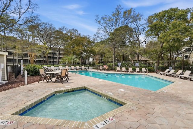 415 Ocean Creek Dr Apt 2318, Myrtle Beach, SC 29572