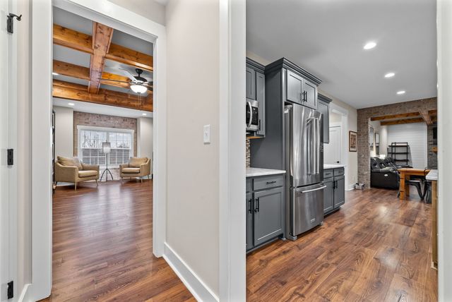 2854 Benton Ridge Rd, Palmyra, TN 37142