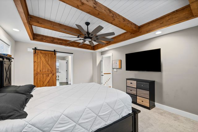 2854 Benton Ridge Rd, Palmyra, TN 37142