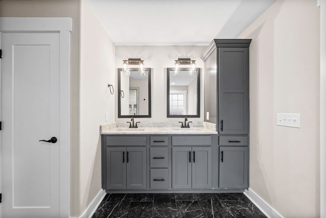 2854 Benton Ridge Rd, Palmyra, TN 37142