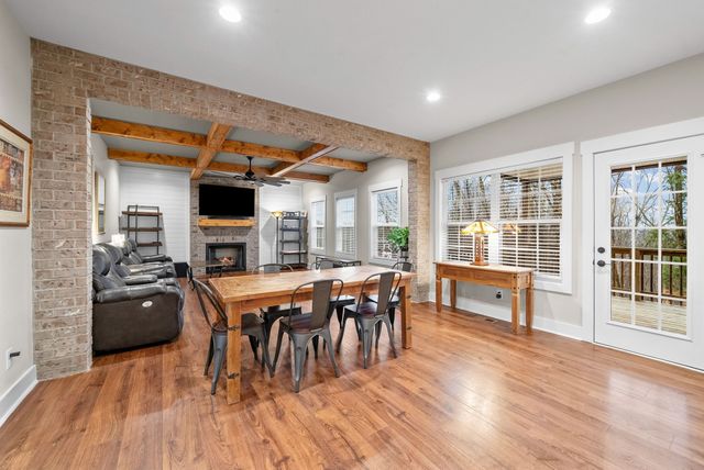 2854 Benton Ridge Rd, Palmyra, TN 37142