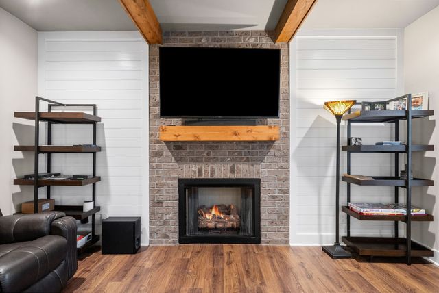 2854 Benton Ridge Rd, Palmyra, TN 37142