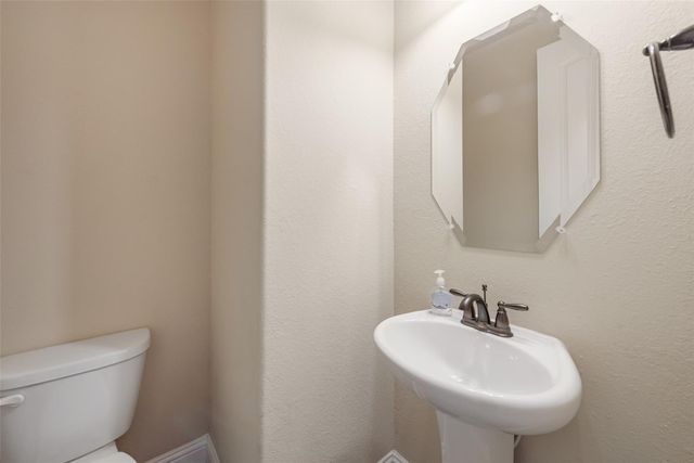 15806 Elkins Creek Court, Houston, TX 77044