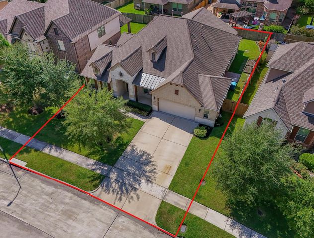 15806 Elkins Creek Court, Houston, TX 77044