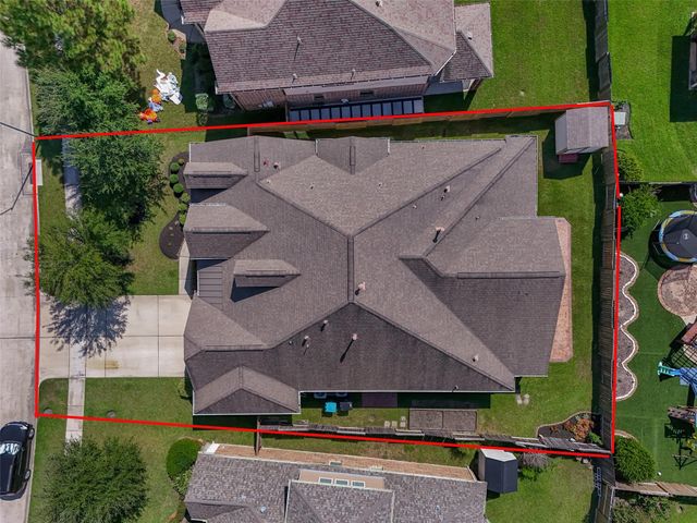 15806 Elkins Creek Court, Houston, TX 77044