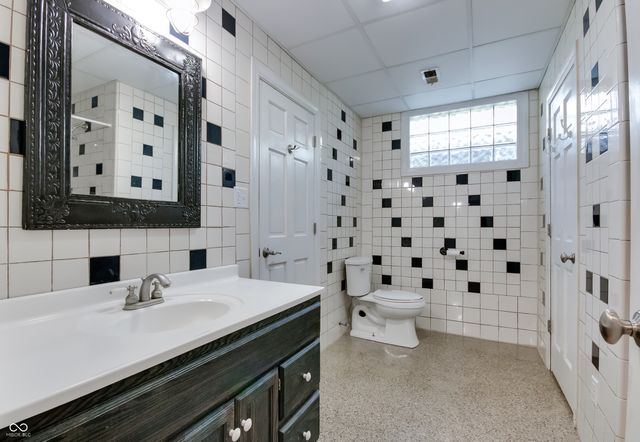 8465 Valley View Drive, Martinsville, IN 46151