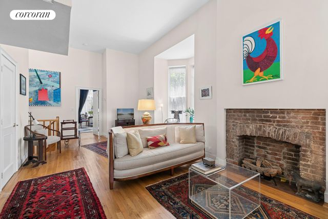 2099 5TH Avenue, New York City, NY 10035