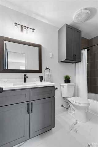 406 Meyer Avenue, St Louis, MO 63122