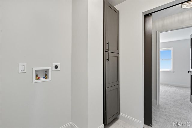 406 Meyer Avenue, St Louis, MO 63122