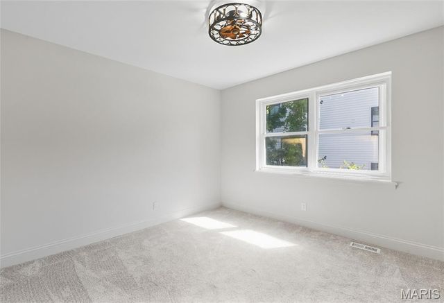 406 Meyer Avenue, St Louis, MO 63122