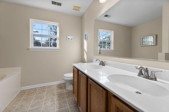 9360 S Moreto Circle, Summerville, SC 29485