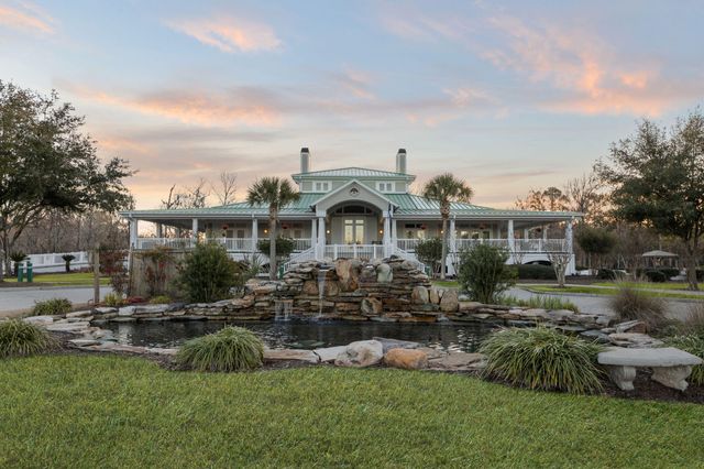 9360 S Moreto Circle, Summerville, SC 29485