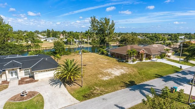 217 SE 21ST Street, Cape Coral, FL 33990