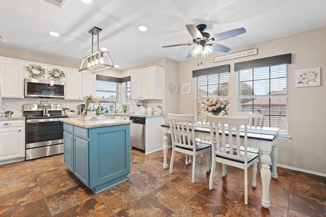 1017 Winepress Road, Burleson, TX 76028