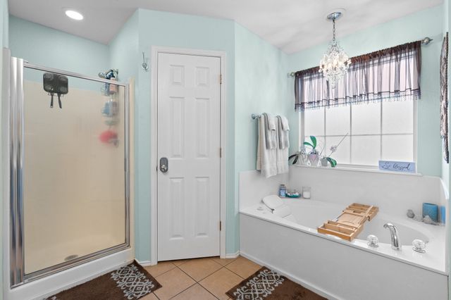 1017 Winepress Road, Burleson, TX 76028