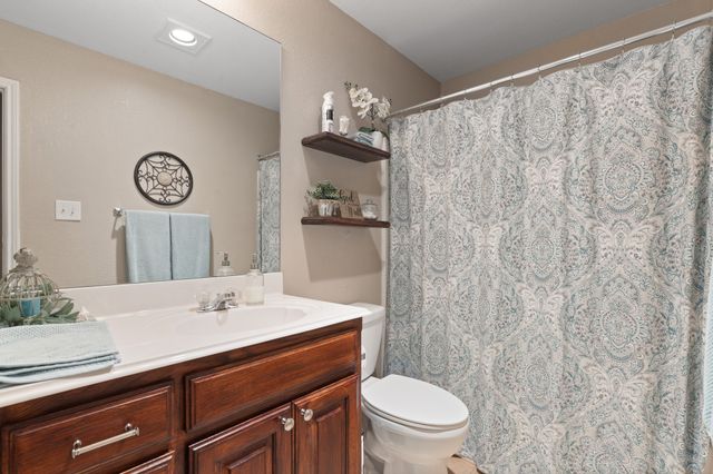 1017 Winepress Road, Burleson, TX 76028