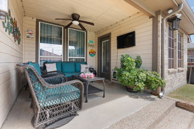 1017 Winepress Road, Burleson, TX 76028