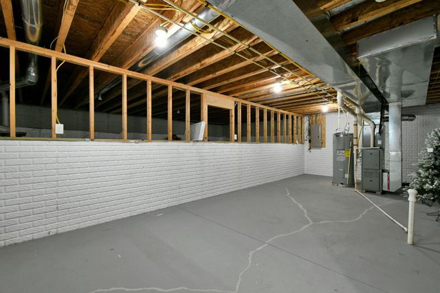 210 Autumn Way, Pataskala, OH 43062