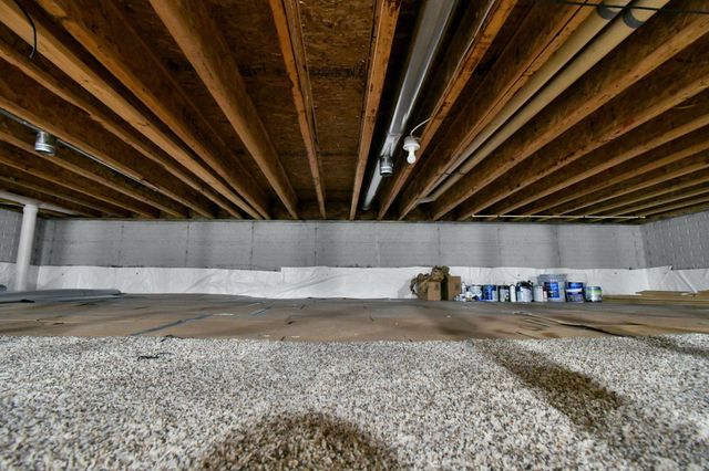 210 Autumn Way, Pataskala, OH 43062