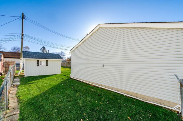 660 Gilmore Drive, Reynoldsburg, OH 43068