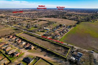 825 E Bear Creek Road, Glenn Heights, TX 75154
