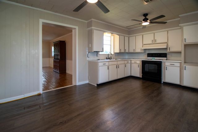 4606 Highway 182 Highway, Patterson, LA 70392